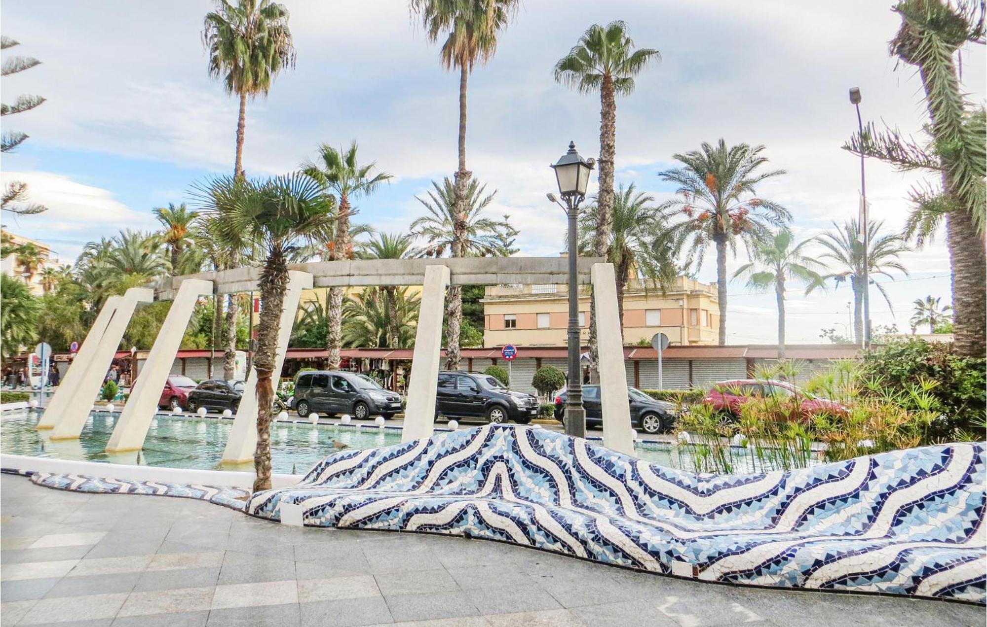 Amazing Apartment In Torrevieja With Wifi Dış mekan fotoğraf